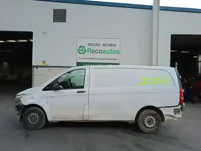 Verschrottungsfahrzeug MERCEDES-BENZ VITO FURGÓN (W447) 111 CDI (447.601, 447.603, 447.605) des Jahres 2015 angetrieben R9MA502