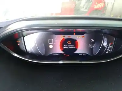 Véhicule à la ferraille peugeot 3008 suv (mc_, mr_, mj_, m4_) 1.2 thp/ puretech 130 (mrhnsm, mrhnsu, mrhnsj, mrhnyw,... de l'année 2018 alimenté hn05