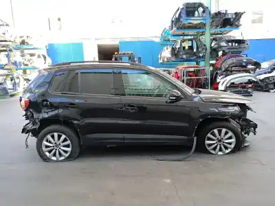 Veículo de Sucata volkswagen tiguan (5n_) 2.0 tdi do ano 2016 alimentado cuve