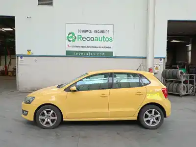 Veículo de Sucata VOLKSWAGEN POLO V (6R1, 6C1) 1.6 TDI do ano 2009 alimentado CAYB