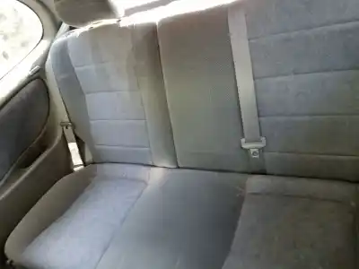 Sloopvoertuig toyota corolla compact (_e11_) 1.4 (zze111_) van het jaar 2000 aangedreven 4zzfe