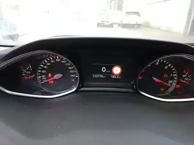 Здавання транспортного засобу peugeot 308 sw ii (lc_, lj_, lr_, lx_, l4_) 2.0 bluehdi 150 року 2014 потужний ah01