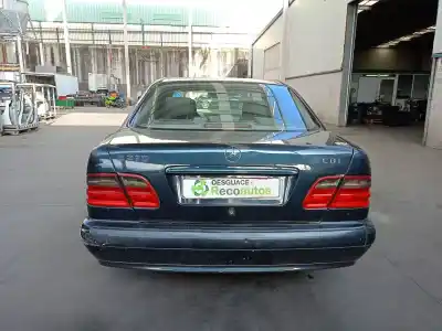 Scrapping Vehicle mercedes-benz clase e (w210) e 270 cdi (210.016) of the year 2000 powered 612961