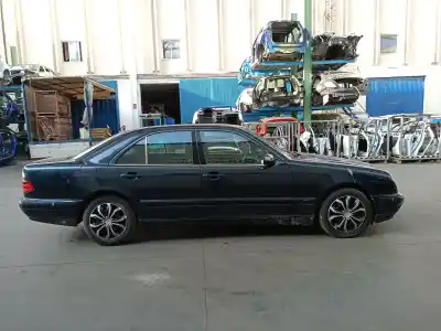 Scrapping Vehicle mercedes-benz clase e (w210) e 270 cdi (210.016) of the year 2000 powered 612961