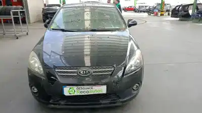 Veículo de Sucata kia pro cee'd (ed) 2.0 crdi 140 do ano 2009 alimentado d4ea