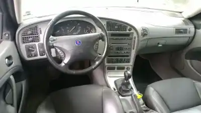 Veículo de Sucata saab 9-5 (ys3e) 2.3 t do ano 2003 alimentado b235e