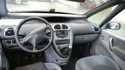 Véhicule à la ferraille citroen                                            xsara picasso (n68)                                                                                                                                                                                                                                        2.0 hdi                                                                                                                                                                                                                                                    de l'année 2004 alimenté rhy