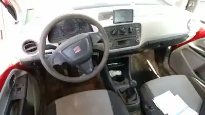 Veículo de Sucata seat                                               mii (kf1, ke1)                                                                                                                                                                                                                                             1.0                                                                                                                                                                                                                                                        do ano 2012 alimentado chyb