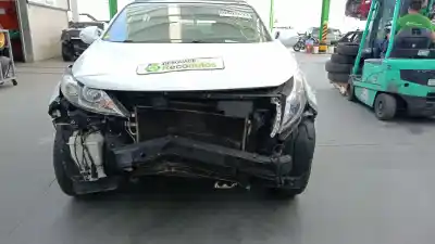 Veículo de Sucata kia sportage iii (sl) 1.6 gdi do ano 2013 alimentado g4fd