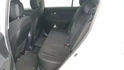 Veículo de Sucata kia sportage iii (sl) 1.6 gdi do ano 2013 alimentado g4fd