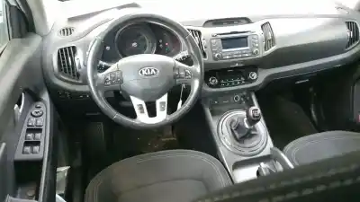 Veículo de Sucata kia sportage iii (sl) 1.6 gdi do ano 2013 alimentado g4fd