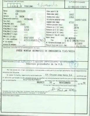 Véhicule à la ferraille chrysler voyager / grand voyager iii (gs_, ns_) 2.5 td de l'année 1998 alimenté vm69b