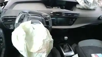 Sloopvoertuig citroen                                            c4 grand picasso ii (da_, de_)                                                                                                                                                                                                                             1.6 hdi / bluehdi 115                                                                                                                                                                                                                                      van het jaar 2014 aangedreven 9hc (dv6c),bhx (dv6fc)