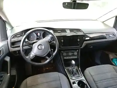 Здавання транспортного засобу volkswagen touran (5t1) 1.4 tsi року 2018 потужний czda