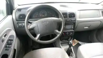 Veículo de Sucata kia rio i fastback (dc) 1.5 16v do ano 2002 alimentado a5d