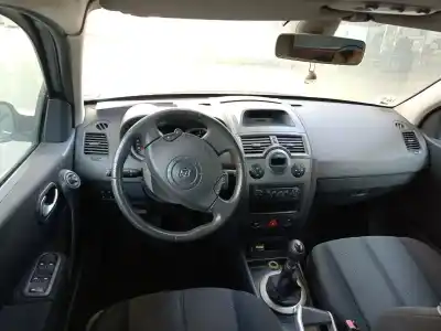 Здавання транспортного засобу renault megane ii (bm0/1_, cm0/1_) 1.9 dci року 2006 потужний f9qe8