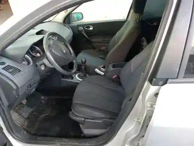 Здавання транспортного засобу renault megane ii (bm0/1_, cm0/1_) 1.9 dci року 2006 потужний f9qe8