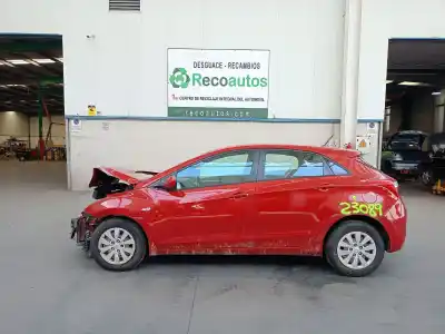 Veículo de Sucata HYUNDAI I30 (GD) 1.6 CRDI do ano 2016 alimentado D4FB