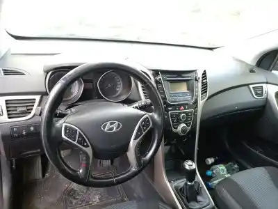 Veículo de Sucata hyundai i30 (gd) 1.6 crdi do ano 2016 alimentado d4fb