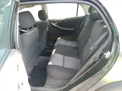 Veículo de Sucata toyota corolla (_e12_) 1.4 d (nde120_) do ano 2006 alimentado 1nd