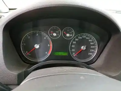 Здавання транспортного засобу ford focus c-max (dm2) 1.6 tdci року 2005 потужний g8da