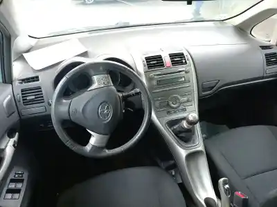 Здавання транспортного засобу toyota auris (_e15_) 1.33 dual-vvti (nre150_) року 2009 потужний 1nr
