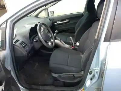Здавання транспортного засобу toyota auris (_e15_) 1.33 dual-vvti (nre150_) року 2009 потужний 1nr