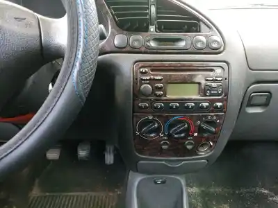 Scrapping Vehicle ford fiesta iv (ja_, jb_) 1.25 i 16v of the year 2001 powered dhf