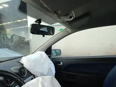 Veículo de Sucata ford fiesta (cbk) 1.6 16v cat do ano 2004 alimentado fyjb