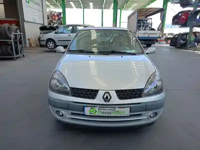 Veículo de Sucata renault clio ii (bb_, cb_) 1.5 dci (b/cb08) do ano 2003 alimentado k9kb702