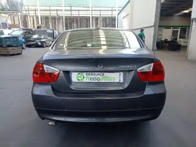 Veículo de Sucata bmw serie 3 berlina (e90) 320d do ano 2006 alimentado 204d4