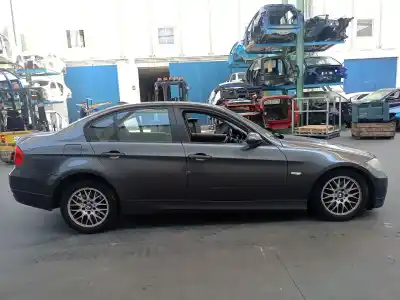 Veículo de Sucata bmw serie 3 berlina (e90) 320d do ano 2006 alimentado 204d4