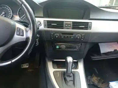 Veículo de Sucata bmw serie 3 berlina (e90) 320d do ano 2006 alimentado 204d4