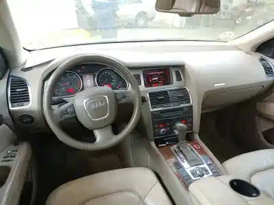 Здавання транспортного засобу audi q7 (4lb) 3.0 tdi quattro року 2006 потужний bug