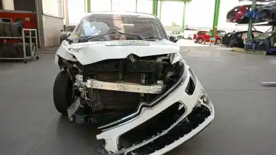Здавання транспортного засобу citroen c4 picasso ii 1.2 thp 130 року 2018 потужний hn02