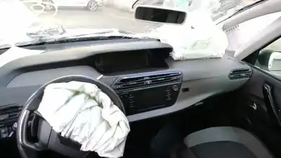 Здавання транспортного засобу citroen c4 picasso ii 1.2 thp 130 року 2018 потужний hn02