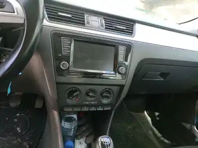 Scrapping Vehicle skoda rapid spaceback (nh1) 1.4 tdi of the year 2015 powered cus