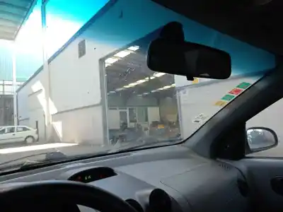 Veículo de Sucata daewoo kalos (klas) 1.2 do ano 2003 alimentado b12s1