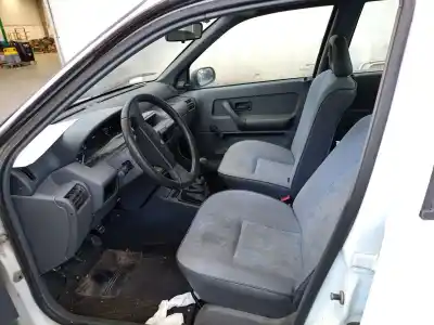 Veicolo di demolizione renault clio i (b/c57_, 5/357_) 1.2 (b/c/s57a, b/c57s, 5/357f, 5/357j, 5/357l, 5/357r) dell'anno 1993 alimentato e7fd704