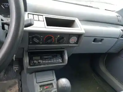 Veicolo di demolizione renault clio i (b/c57_, 5/357_) 1.2 (b/c/s57a, b/c57s, 5/357f, 5/357j, 5/357l, 5/357r) dell'anno 1993 alimentato e7fd704