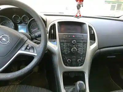 Здавання транспортного засобу opel astra j (p10) 1.7 cdti (68) року 2010 потужний a17dtr