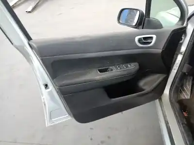 Здавання транспортного засобу peugeot 307 break/sw (s2) 1.6 16v cat року 2006 потужний nfu