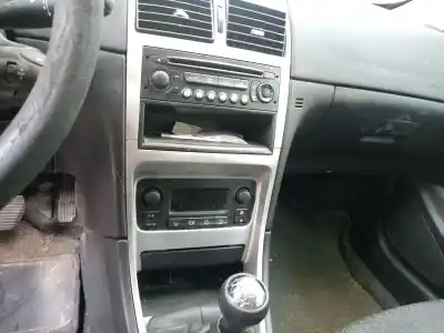 Здавання транспортного засобу peugeot 307 break/sw (s2) 1.6 16v cat року 2006 потужний nfu