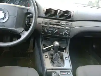 Scrapping Vehicle bmw 3 (e46) 320 d of the year 2002 powered 204d4