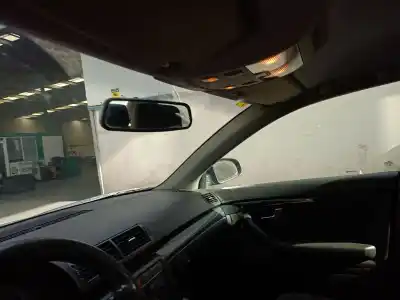 Veículo de Sucata audi a4 berlina (8e) 1.9 tdi (96kw) do ano 2003 alimentado awx