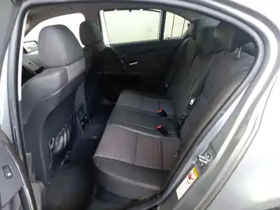 Sloopvoertuig bmw 5 (e60) 535 d van het jaar 2005 aangedreven 306d4