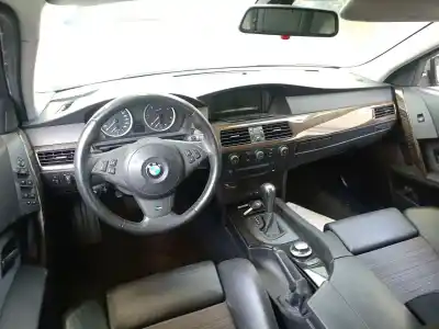 Sloopvoertuig bmw 5 (e60) 535 d van het jaar 2005 aangedreven 306d4