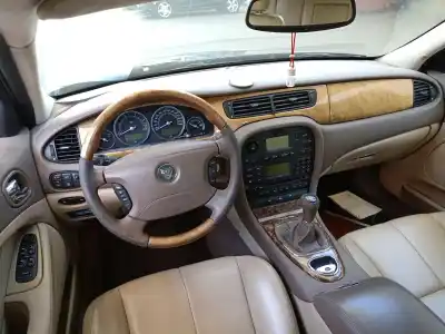 Scrapping Vehicle jaguar s-type 2.7 v6 diesel cat of the year 2004 powered 7b