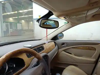 Scrapping Vehicle jaguar s-type 2.7 v6 diesel cat of the year 2004 powered 7b