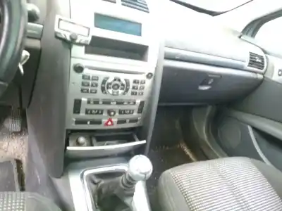 Здавання транспортного засобу peugeot 407 sw (6e_, 6d_) 2.0 hdi 135 року 2006 потужний rhr Здавання транспортного засобу peugeot 407 sw (6e_, 6d_) 2.0 hdi 135 року 2006 потужний rhr